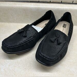 WOMEN'S NEW IN BOX SAS HOPE ONYX FLATS/SLIP ONS/BLACK/TASSELS/SHINY/SIZE 6W
